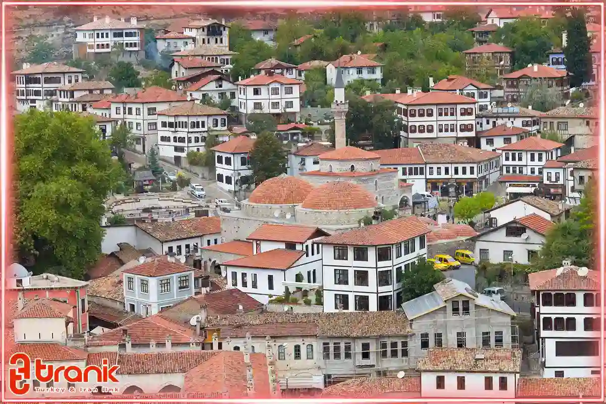 عکسی از چند خانه محلی در ترکیه