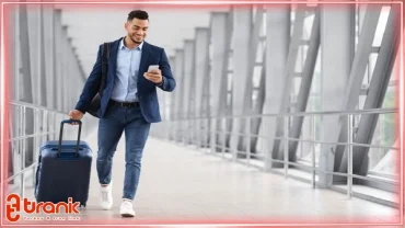 سفر ارزان به ترکیه – مسافر با چمدان در فرودگاه